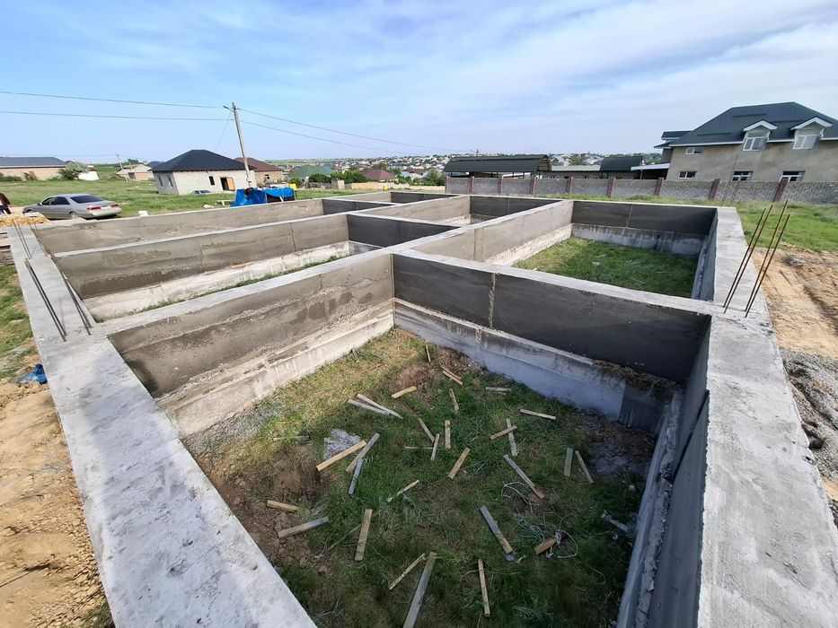 Фундамет құйамыз