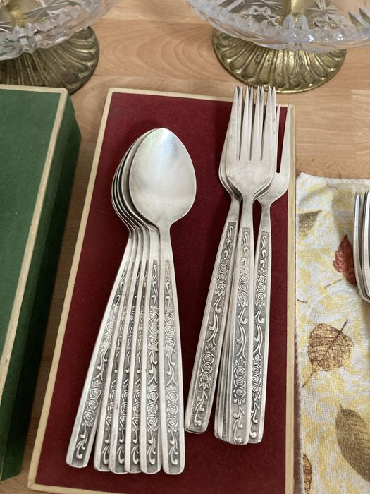 Мельхиоровые наборы по 1200