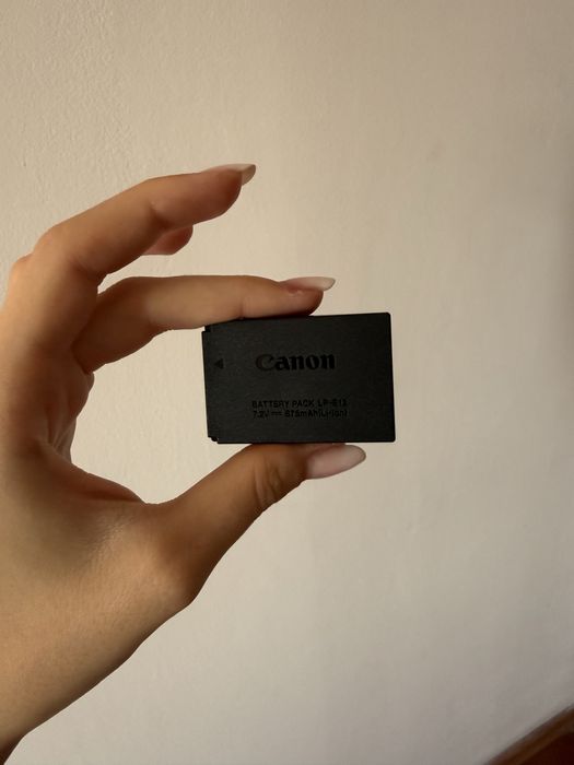 Canon EOS M50 Mark II aparat foto cu obiectiv si incarcator