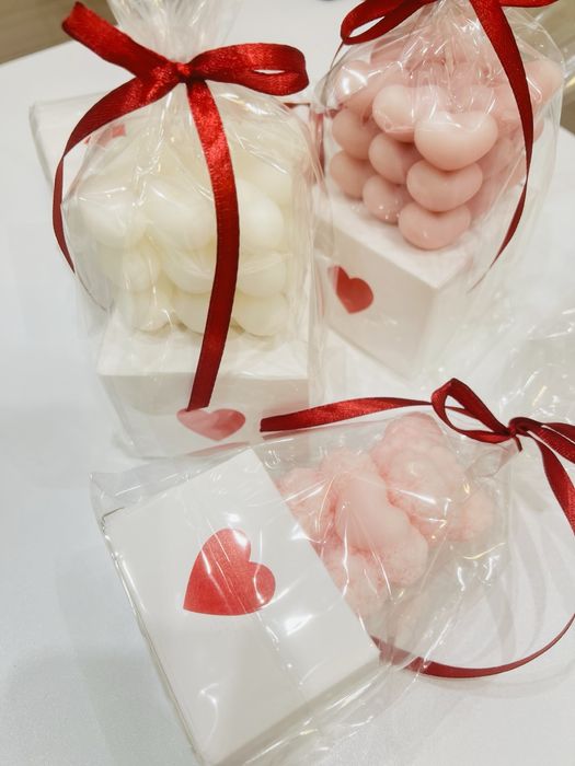 Ароматни свещи сърце, мече, букети, рози и др. Различни видове и р-ри