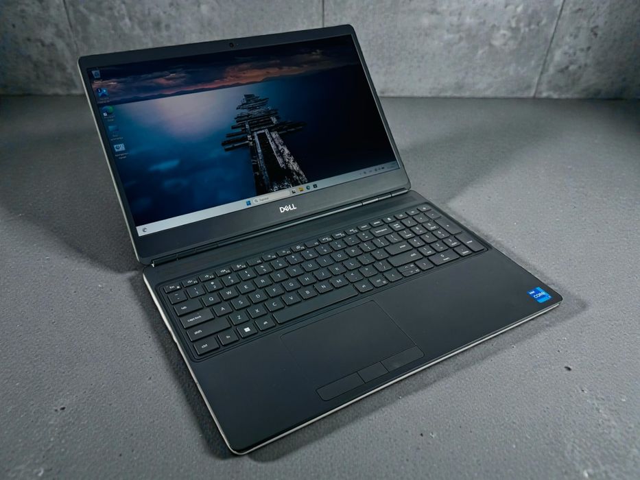 Лаптоп Dell Precision 7560 15,6 FHD i9-11950H 32RAM 512GB SSD RTX A2000 Гараниця!