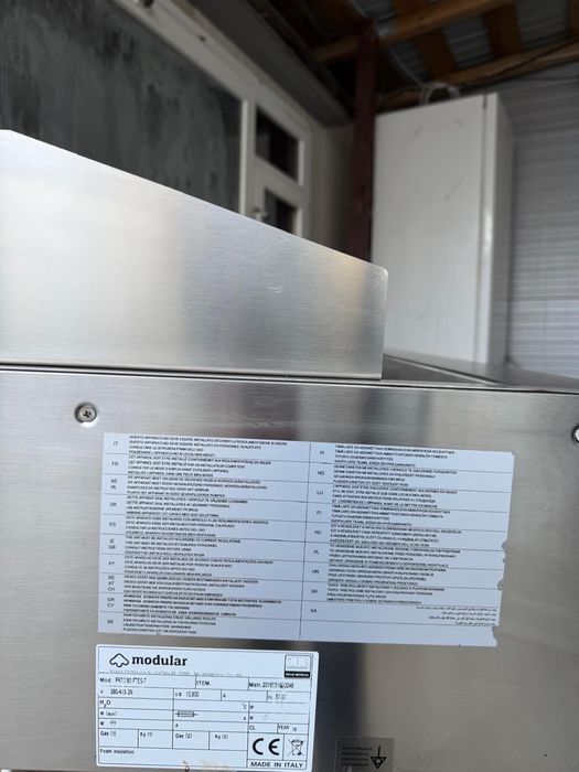 Vand plita electrica noua