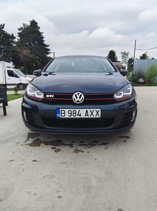 VOLKSWAGEN Golf 2010