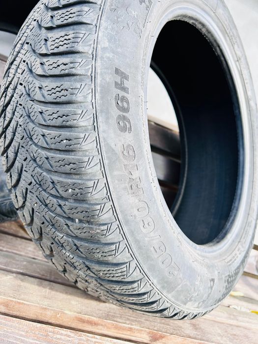 Cauciucuri iarna 205/60/16