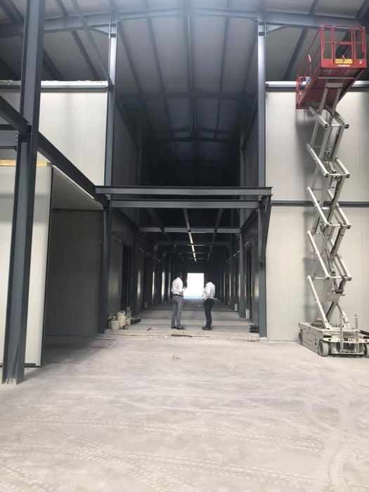 Vand Hala Metalica completa cu panouri sandwich atic