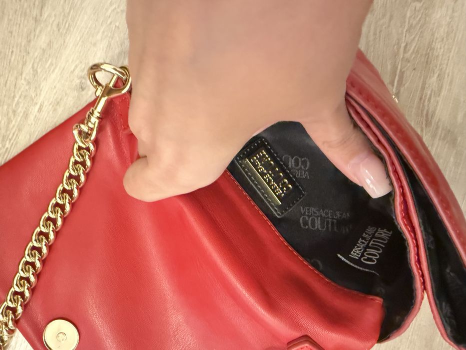 Чанта  Versace Steve Madden Elisabetta franchi Yves Saint Laurent