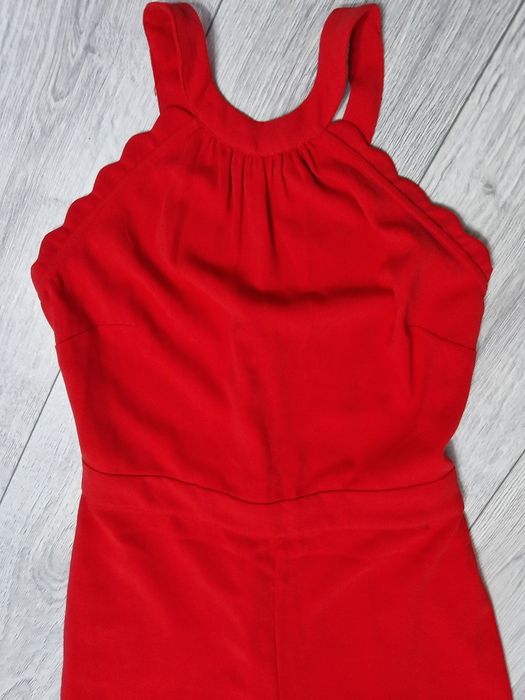 Salopta dama eleganta