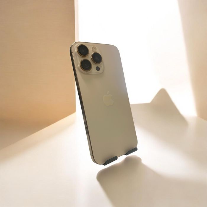 Apple iPhone 16 pro Max память 256ГБ АКБ78%