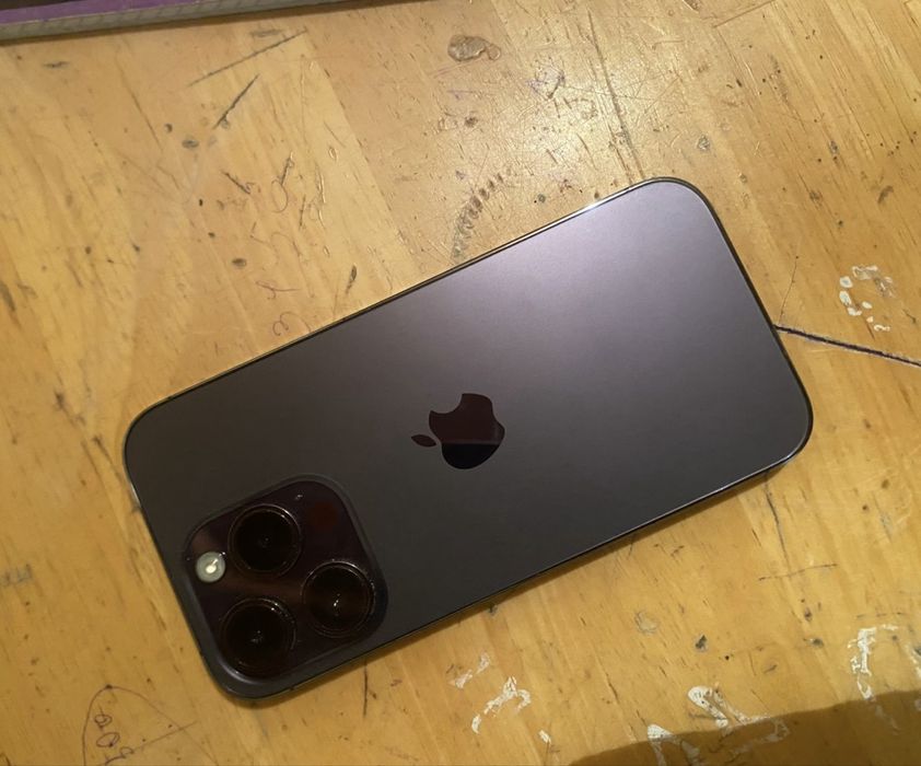 Айфон 14 про.