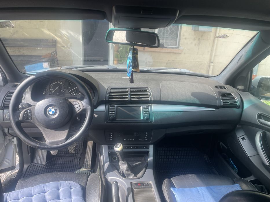 De vanzare BMW X5,Vând sau schimb cu tractor 4x4