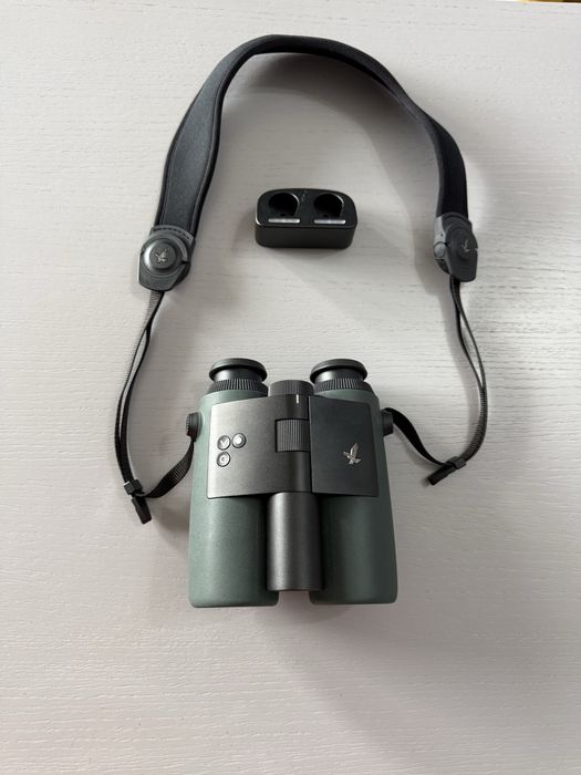Vand binoclu Swarovsky Optik AX VISIO 10x32