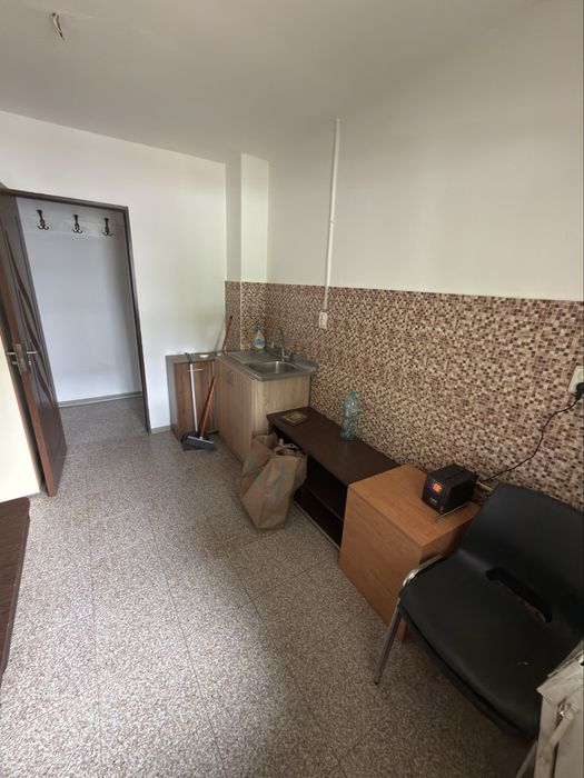 Inchriez apartament