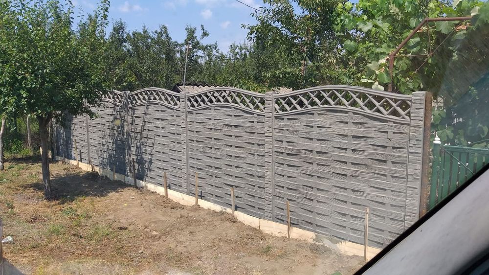 Vând gard prefabricat din beton !