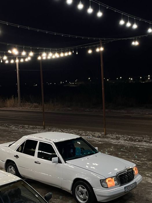 Мерседес124 Е200