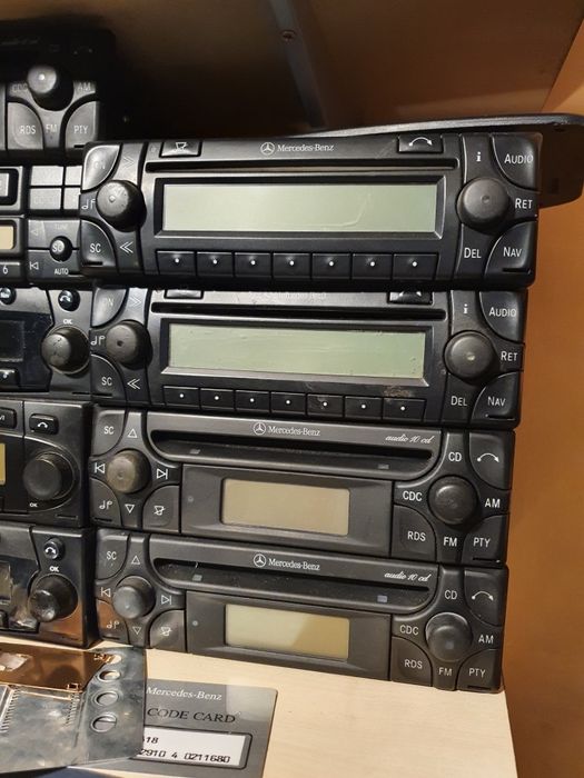 Cd player și radiocasetofon mercedes.vw