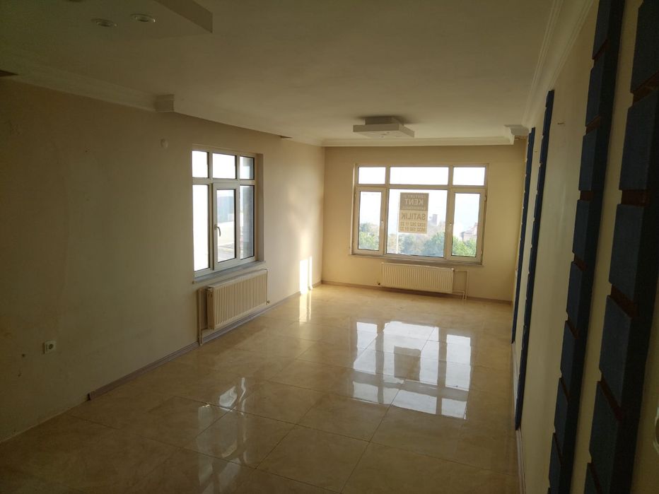 135 кв м. апартамент в Текирдаг