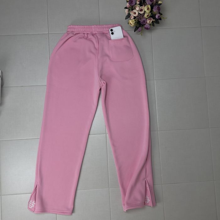 Двойки от Nike и Suvene