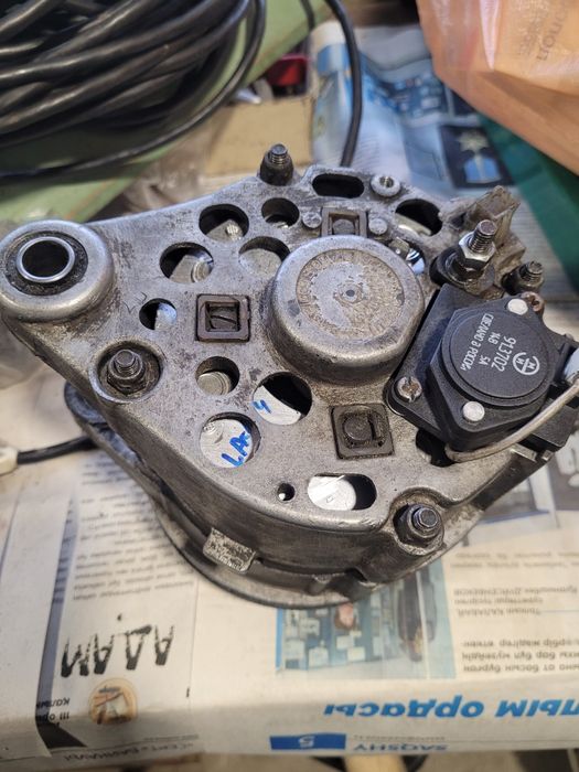 Продам генератор ВАЗ