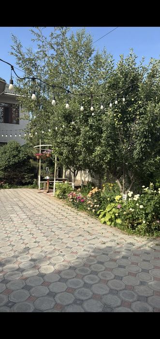 Сдается Шикарный коттедж В районе Жас канат