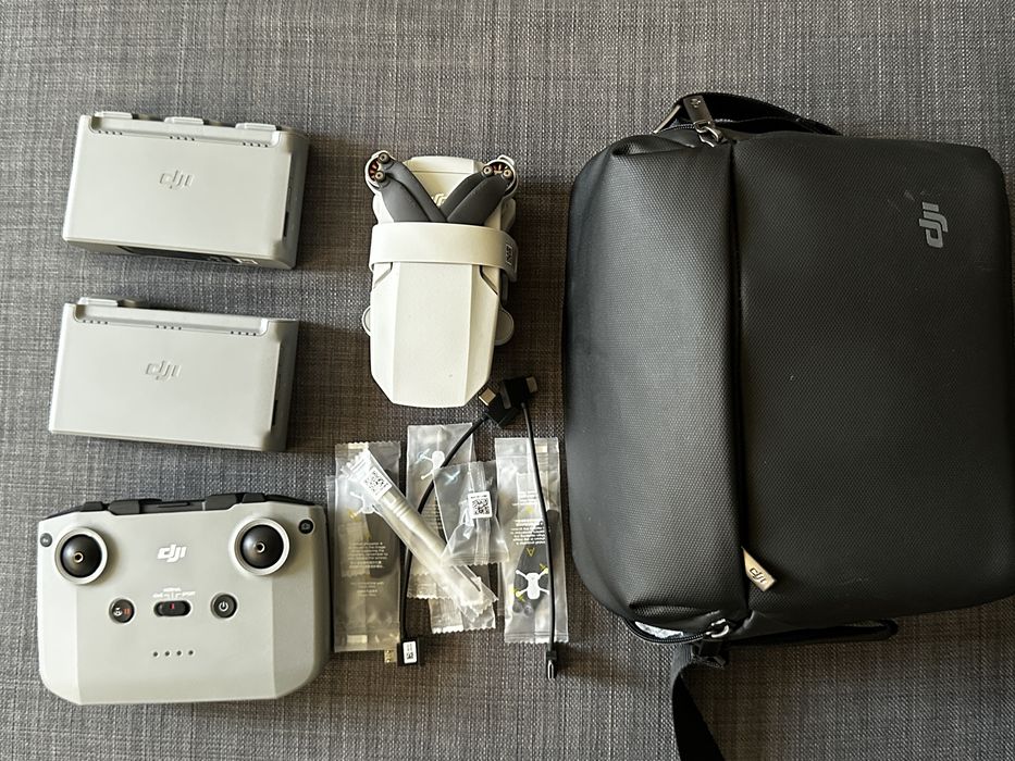 Drona dji mini 2 5 baterii