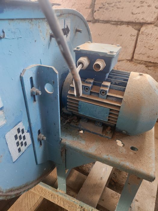 Вентилятор вятяжной