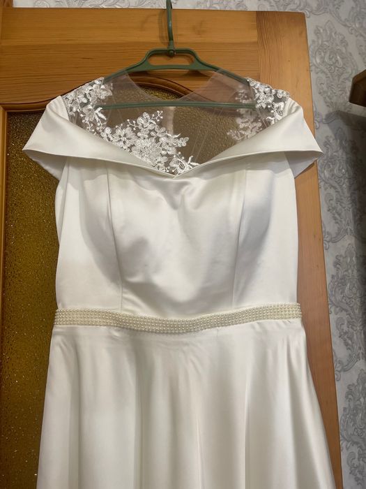 Продам свадебное платье