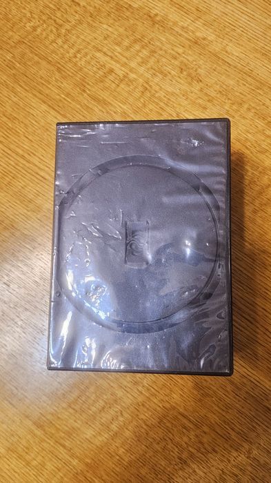 Боксы / коробочки для дисков