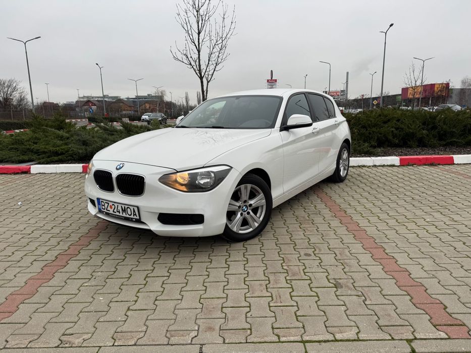 BMW Seria 1 F20 116i Manual