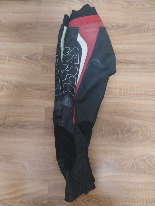 Pantaloni din piele moto IXS marimea 52