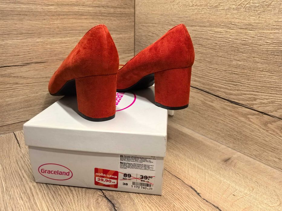 Дамски обувки размер 38