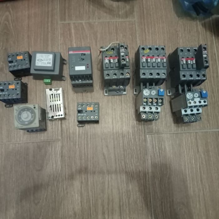 продам автоматы , пускателя, счётчики 380.220