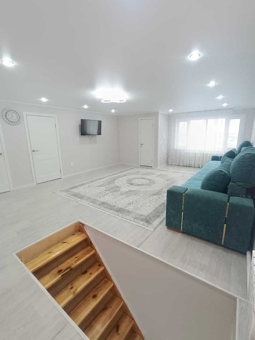 Коттедж 235 квадратов 10 соток