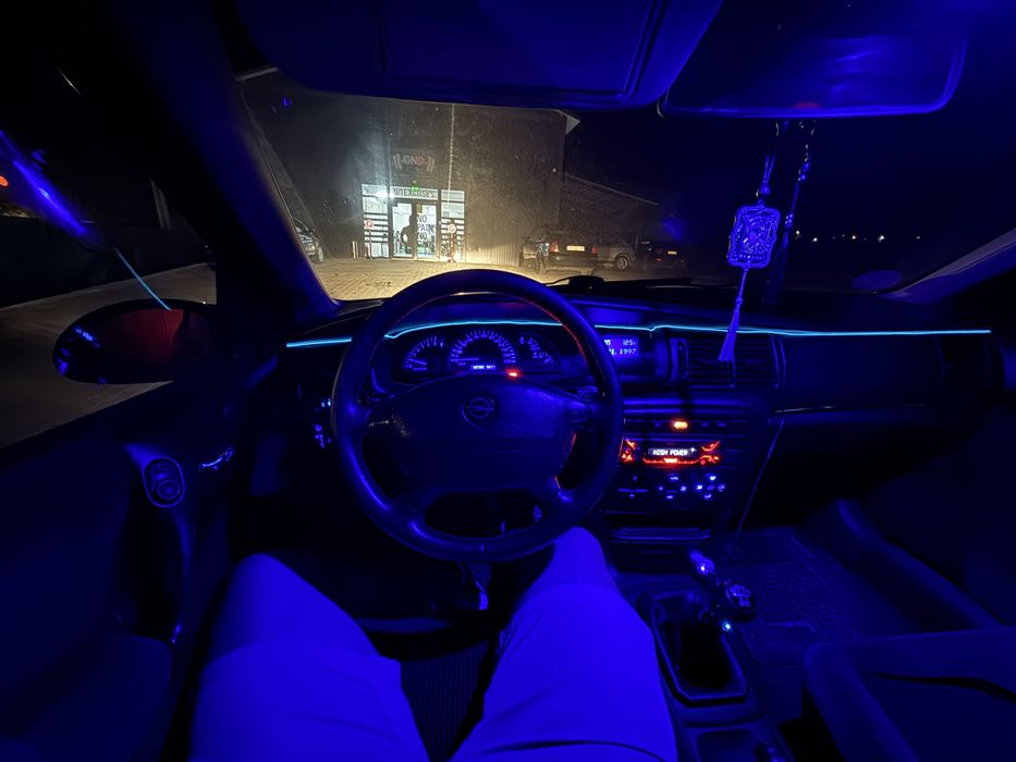 Vând Opel Vectra B2