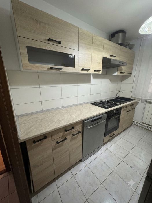 Vand Mobila  Bucatarie fara Blat,fara Electrocasnice si fara Chiuveta