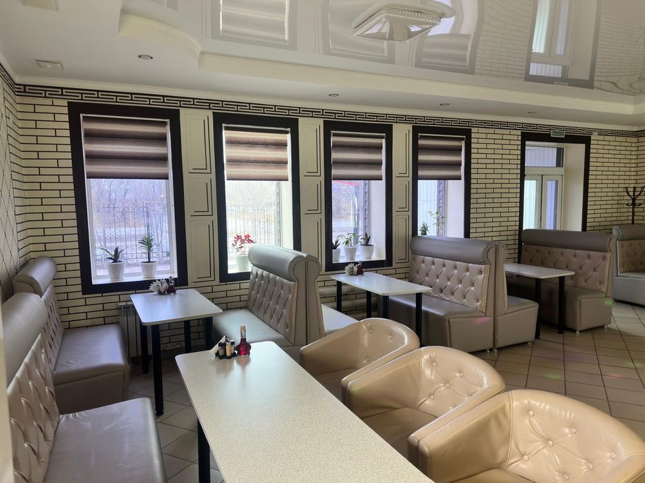 Продам кафе по адресу пр.Республики 148