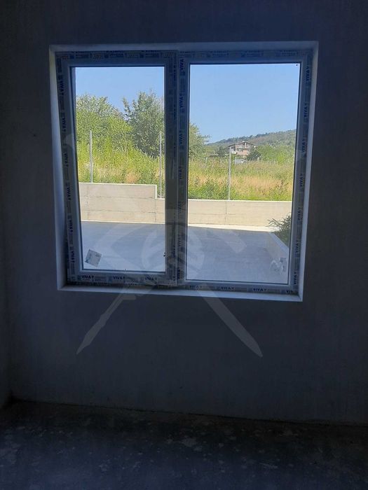 Продава се Двустаен апартамент в Варна, Кайсиева градина - 44 кв.м за 1362 €/кв.м - Снимка #1