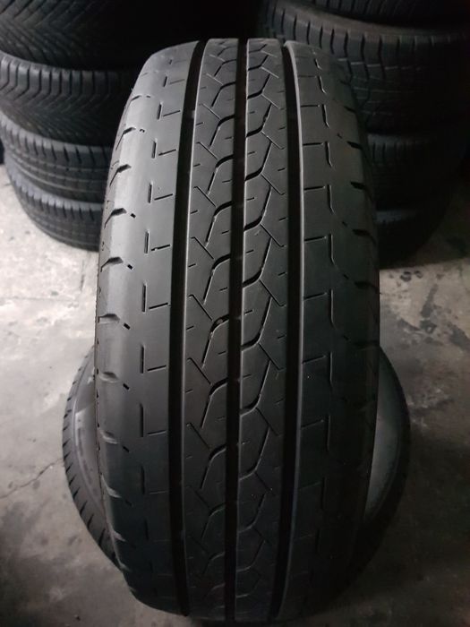 Bridgestone 215/65 R15 C 104/102T vară