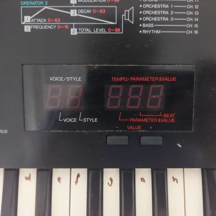 Yamaha Portasound PSS-780 Electronic Keyboard