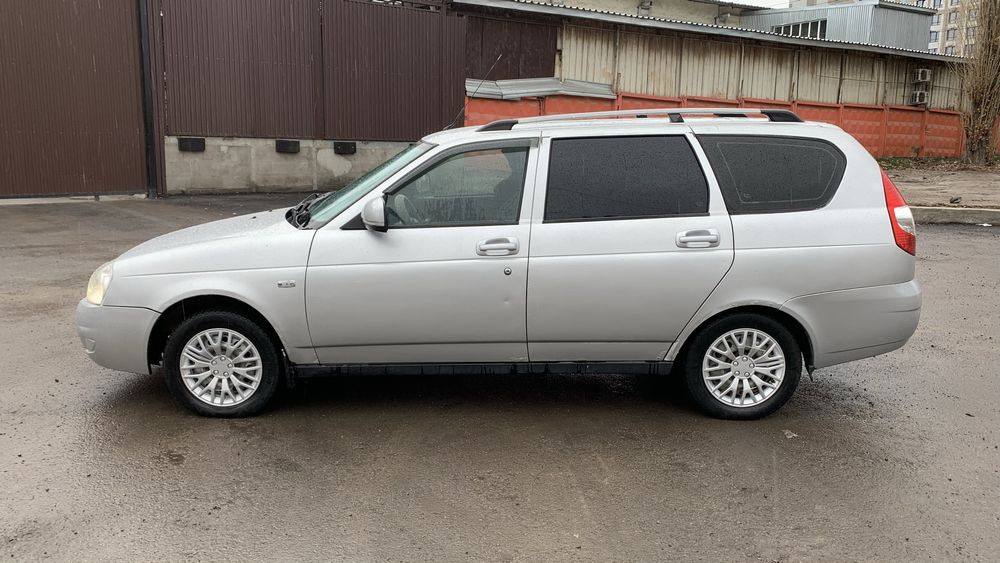 Лада приора универсал