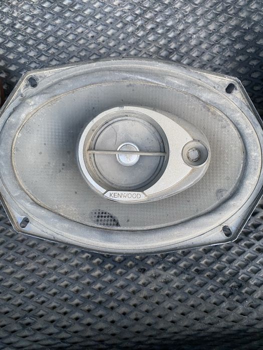 Продам колонки Kenwood