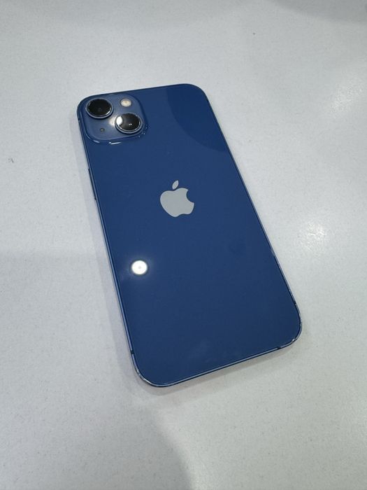 Продается iPhone 13