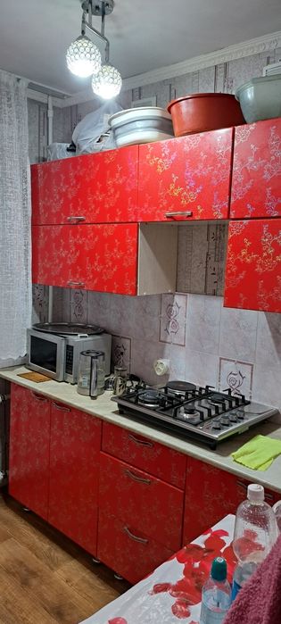 Продаётся двухкомнатная  квартира