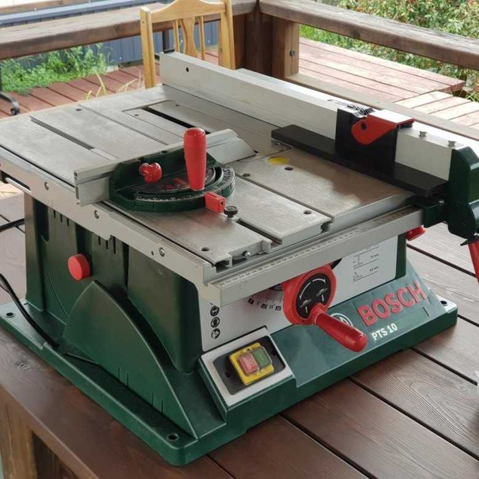 Циркулярная пила настольная BOSCH PTS 10