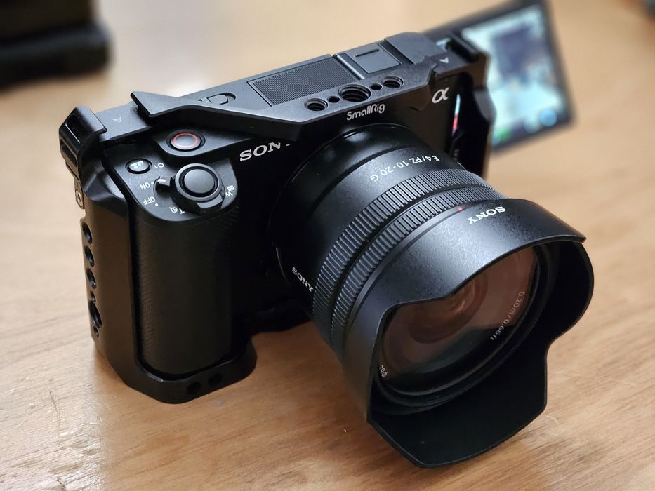 Vand Sony ZV-E1 cu/fara obiectiv 10-20mm PZ F4 constant, seria G