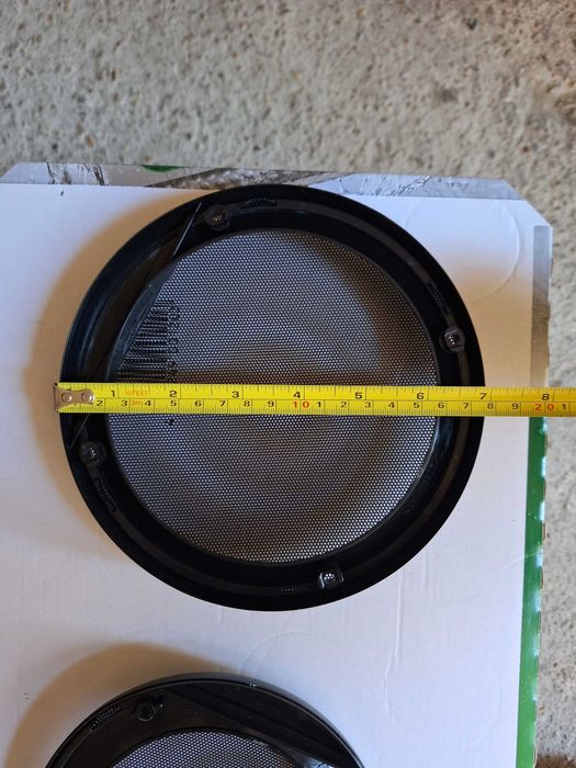 Решетки за говорители