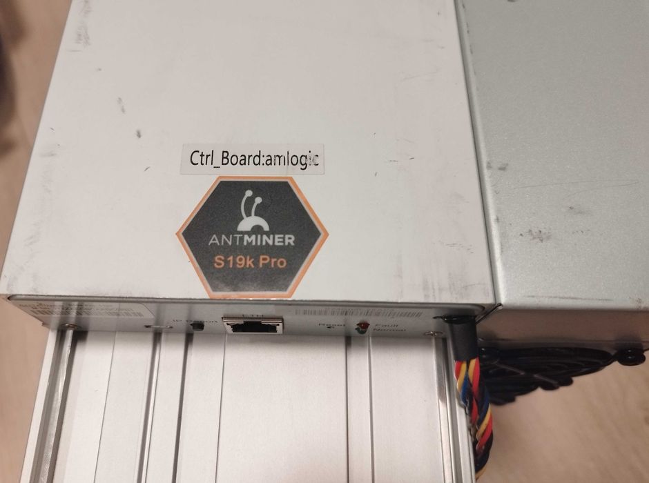 Bitmain Antminer S19K Pro (110TH) Bitcoin ASIC Miner / Биткойн Майнър