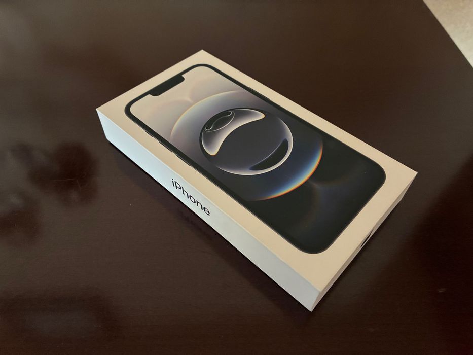 iPhone 16e 128gb черный