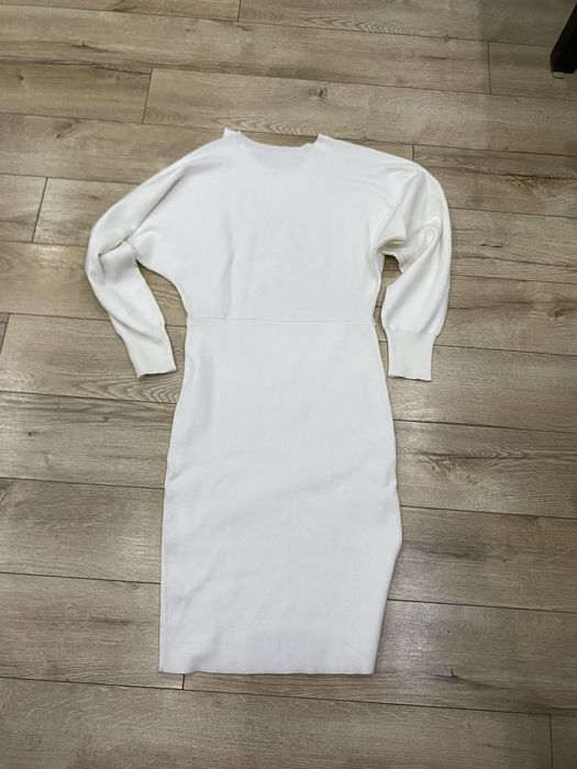 Rochie albă ,  L