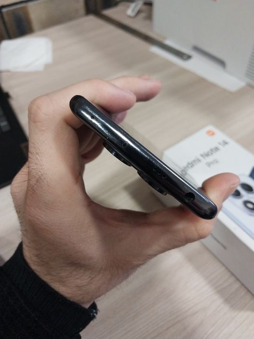 Redmi note 14 pro. 8/256