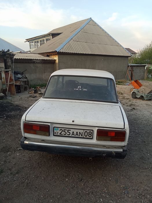 Машина на ходуррроо